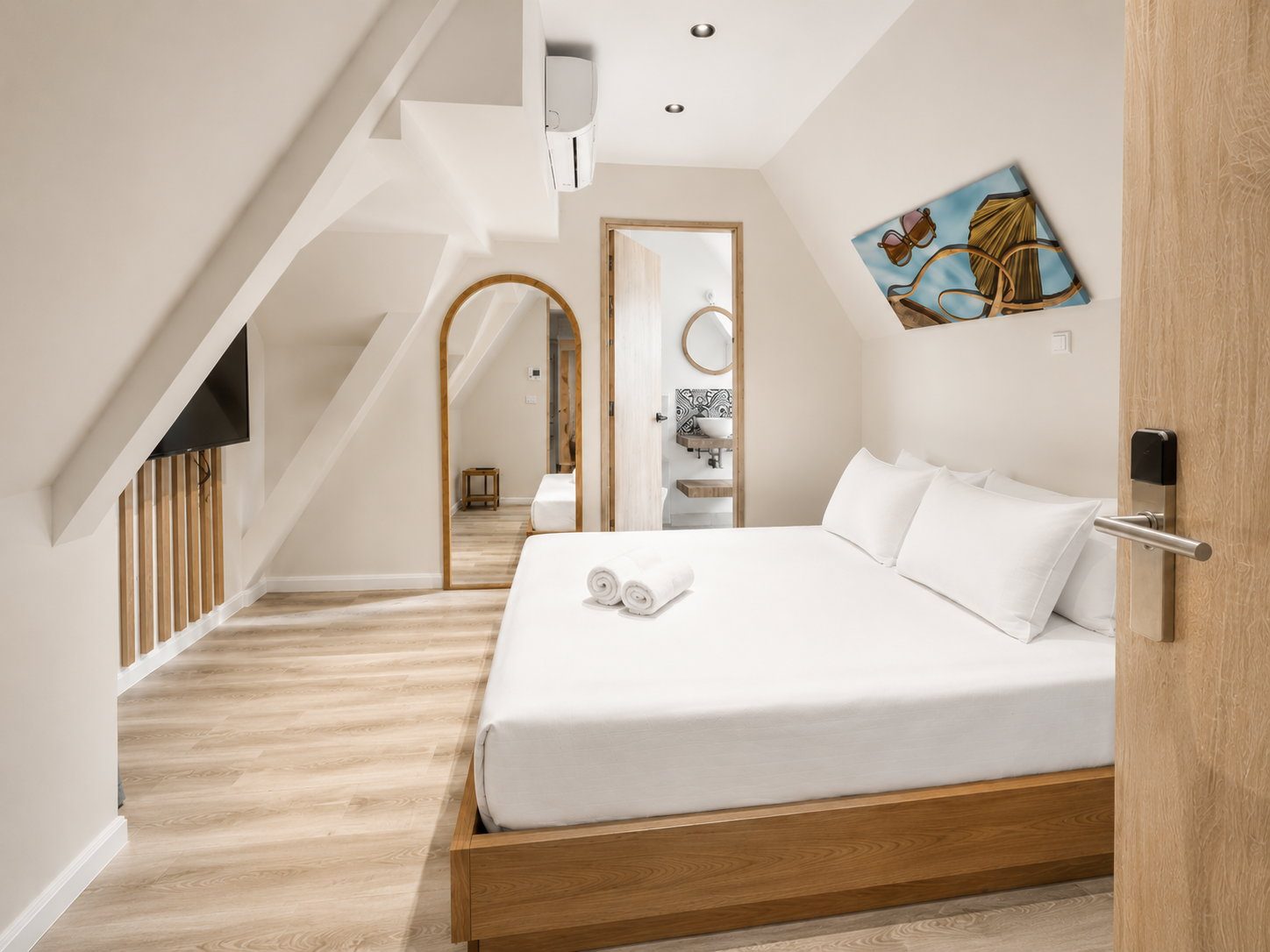 Signature Cozy Loft at Majestic City Palace Hotel, Punda, Willemstad, Curaçao